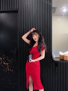 Đầm body xoắn bụng