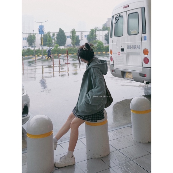 Áo zipped hoodie nỉ bông, áo khoác nỉ bông mũ rộng Bazic one | BigBuy360 - bigbuy360.vn