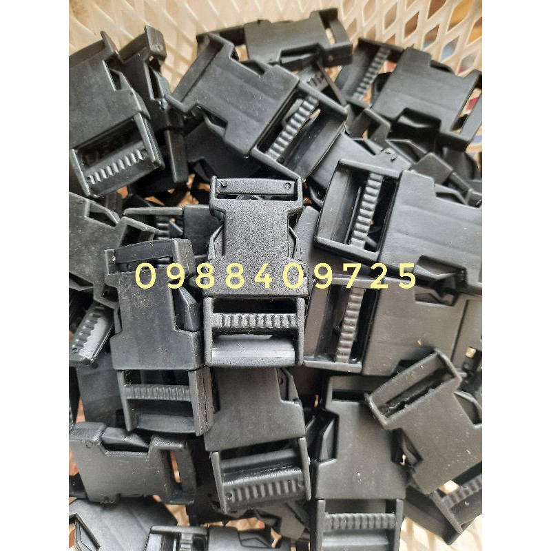 Khóa mũ bảo hiểm, balo