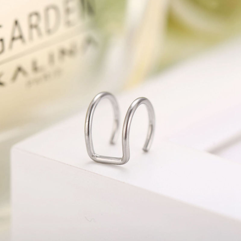 Set 5 Khuyên Tai Nữ Chữ U Thời Trang