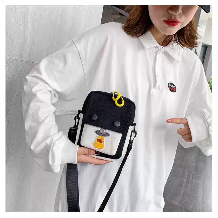 Túi đeo chéo vải thêu plannet KT8*16*19