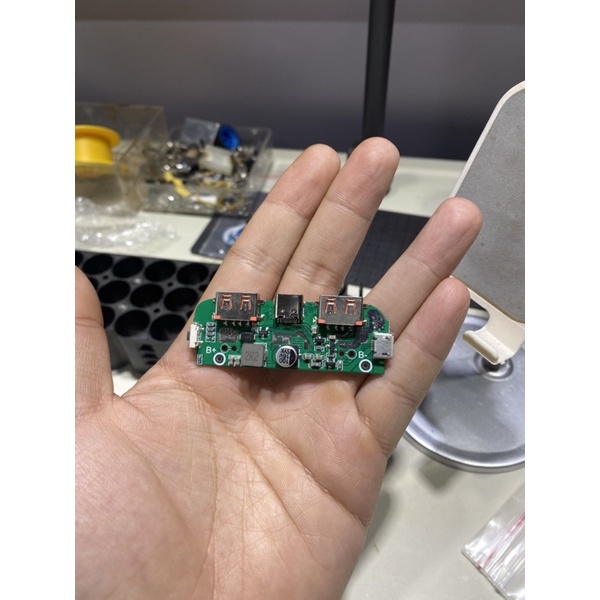 Sạc dự phòng 18W dung lượng 10.000mah