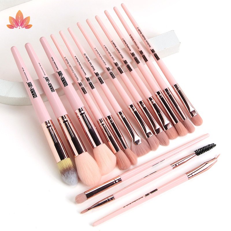 Bộ 15 Cọ Trang Điểm MAANGE JP5