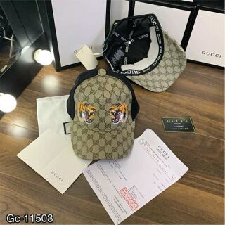 Mũ lưỡi trai hình động vật