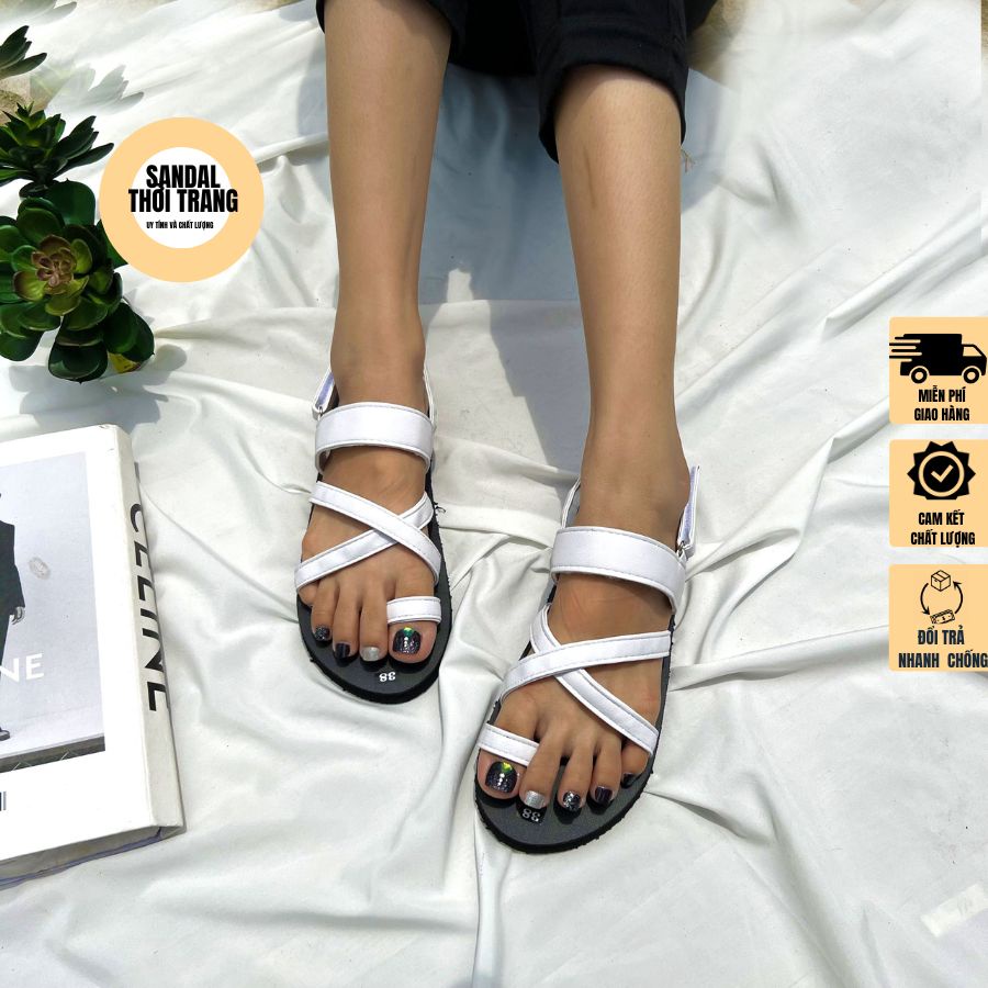 Giày sandal nữ quai chéo xỏ ngón đế bệt A112 Trắng/đen đi học đi chơi SANDALTHOITRANG