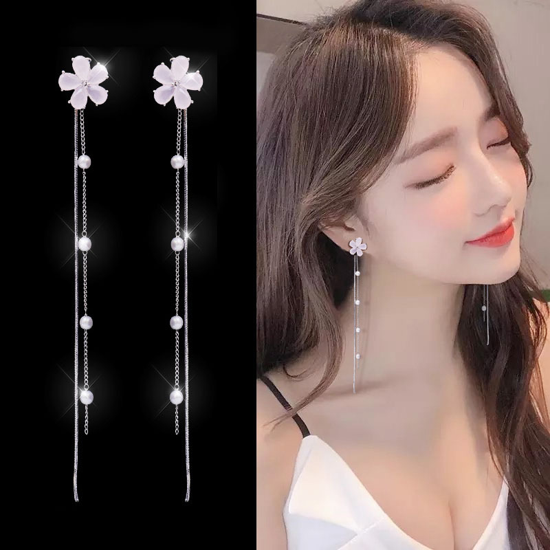 Đôi bông tai mạ bạc 925 dáng dài đính ngọc trai nhân tạo long lanh hợp thời trang