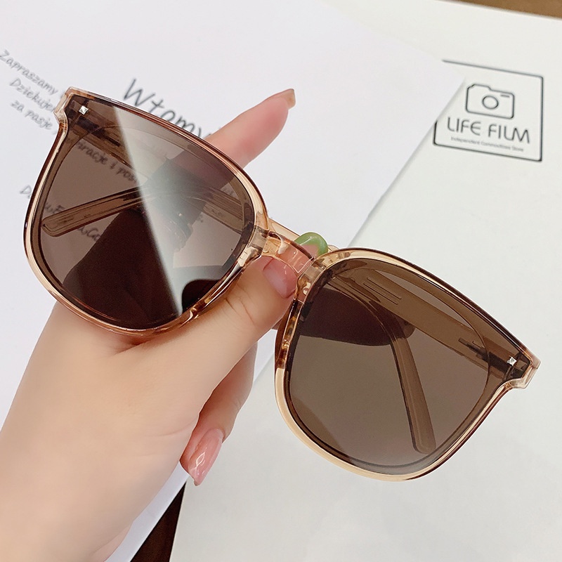 Kính Mát Tròng Hình Học Cho Nam Nữ