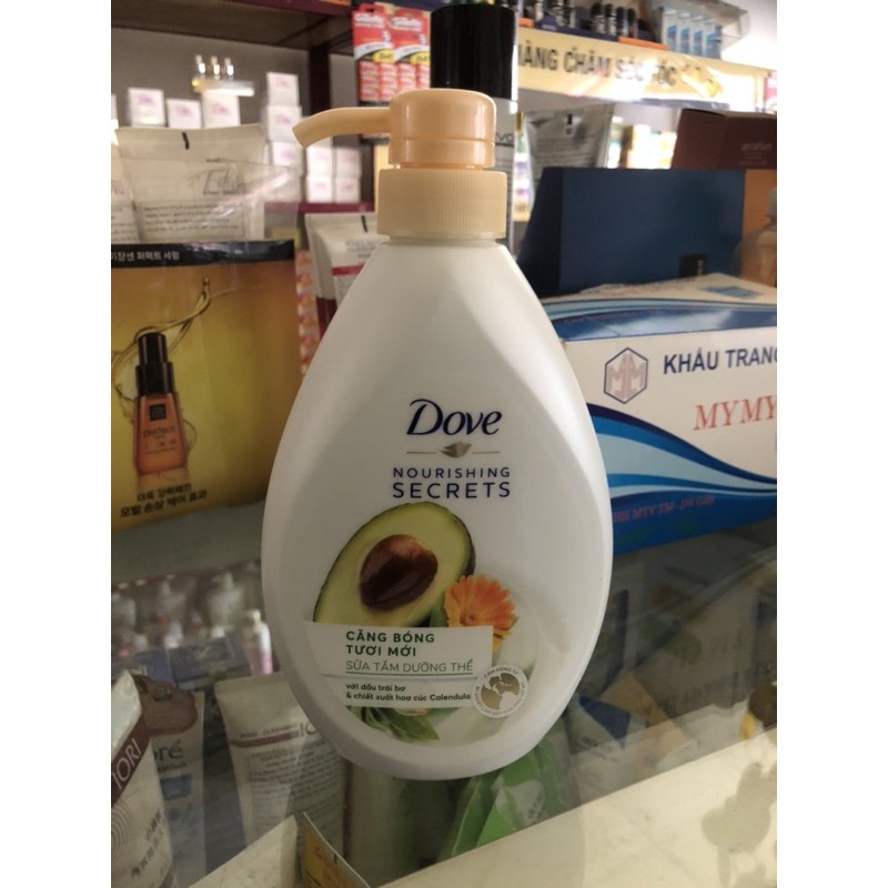 Sữa Tắm Dove 530ml Căng Bóng Tươi mới Hương hoa cúc và bơ