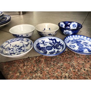 Chén gốm sứ