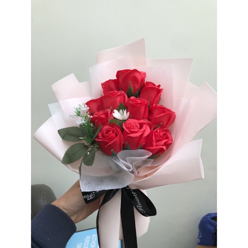 Bó hoa hồng sáp kèm túi xách