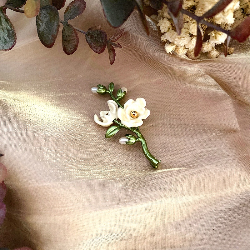 [Hàng Mới] Trâm Cài Áo Hình Hoa Mộc Lan Tráng Men Đính Ngọc Trai Tráng Men Trắng Phong Cách Retro Cho Nữ