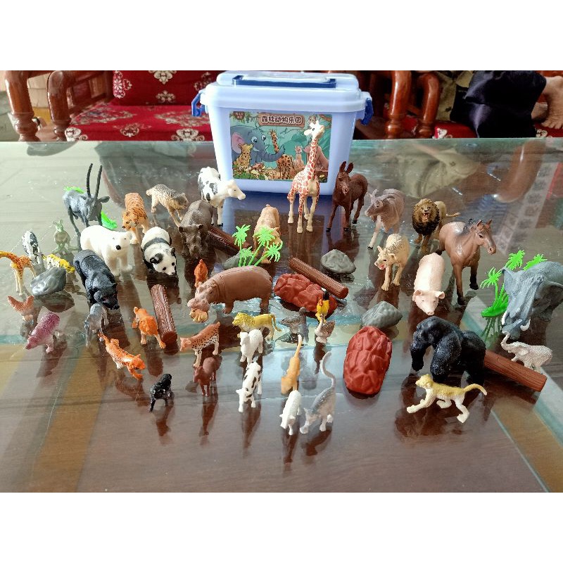 Bộ đồ chơi mô hình động vật và cây cối 58 chi tiết có hộp đựng ,Đồ chơi cho bé