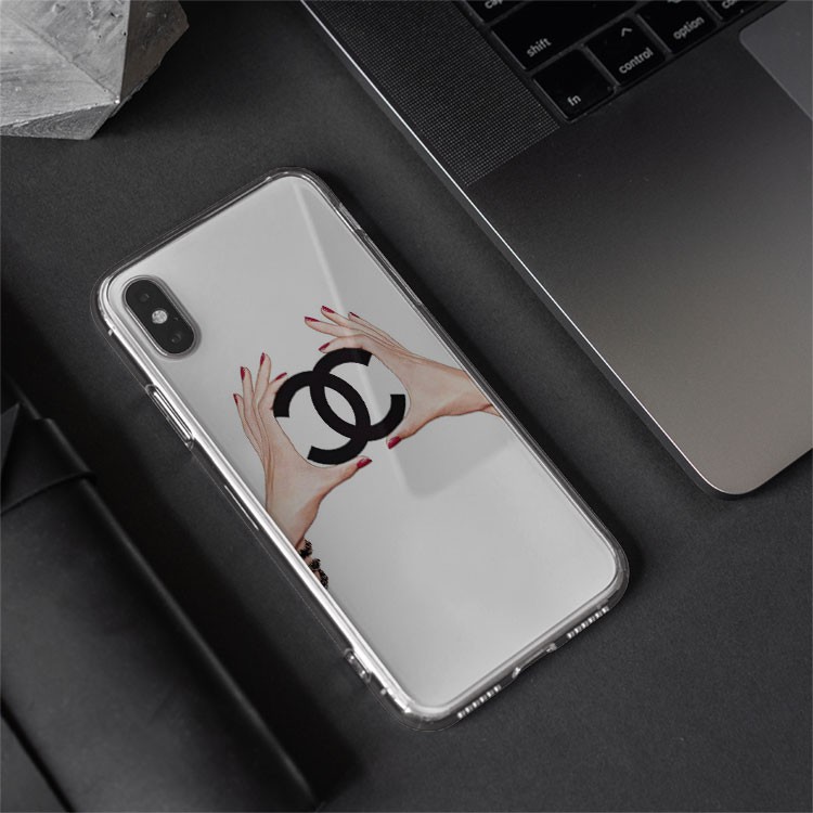 Ốp lưng logo Chanel ôm 2 bàn tay cho Iphone 5 6 7 8 Plus 11 12 Pro Max X Xr BRD20210128