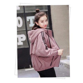 Áo khoác gió nữ form rộng
