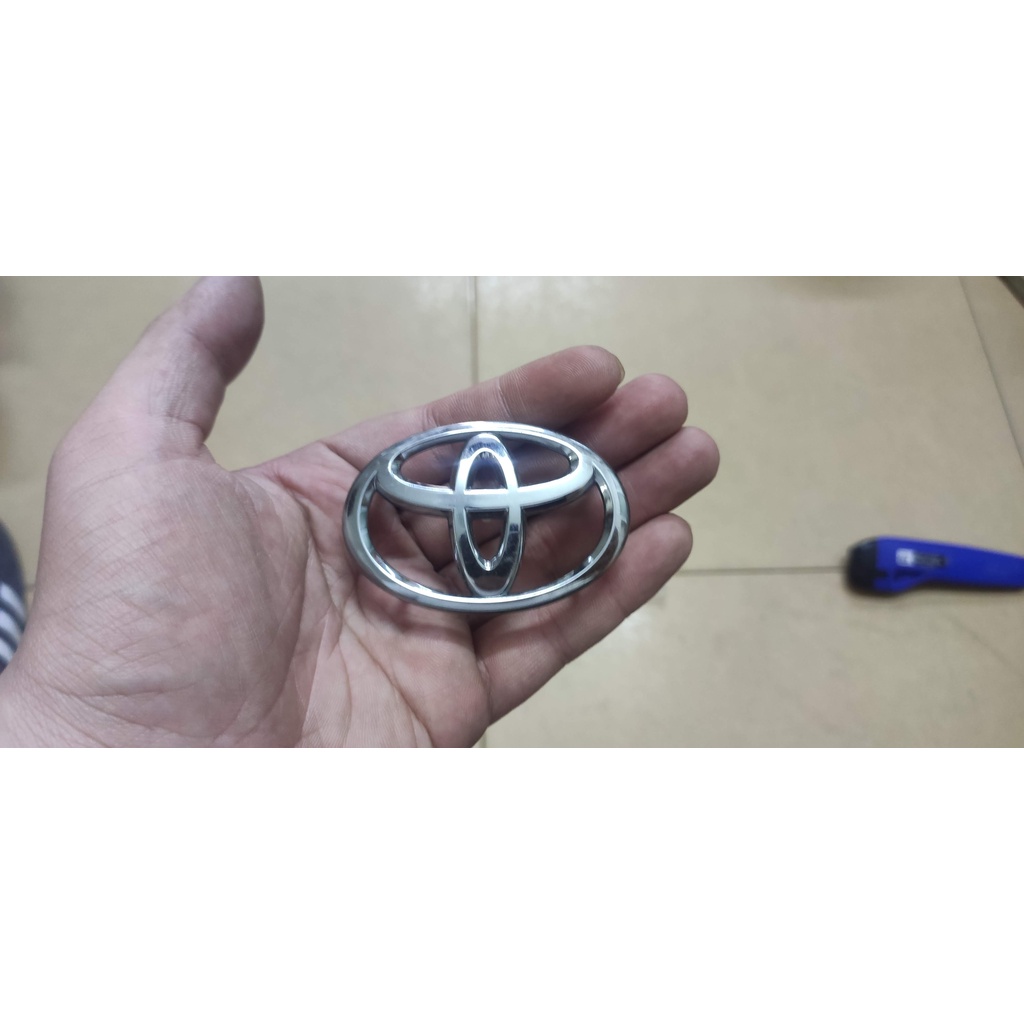 Logo vô lăng túi khí Toyota Xịn New !!! (GIAO HÀNG HOẢ TỐC NỘI THÀNH HÀ NỘI)