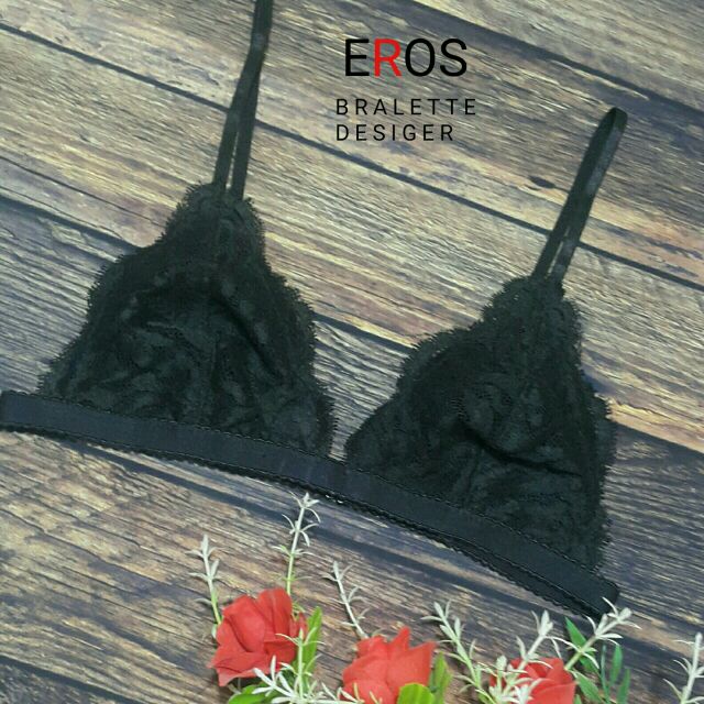 Áo lót bralette đen dây mảnh