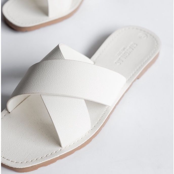 Dép Da Mềm Quai Chéo Thoải Mái Tiện Lợi Tia