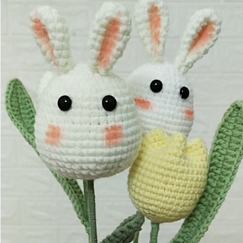 1 Bông hoa thỏ len handmade cute móc tay từ len làm quà tặng bạn bè, sinh nhật ý nghĩa