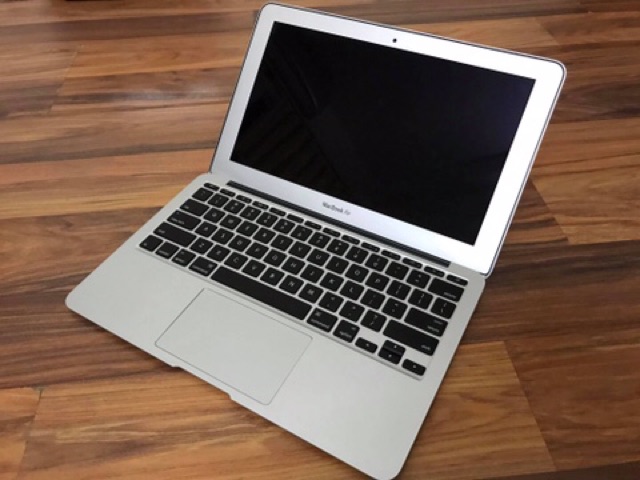 Macbook air MC505 giá huỷ diệt 6trxx