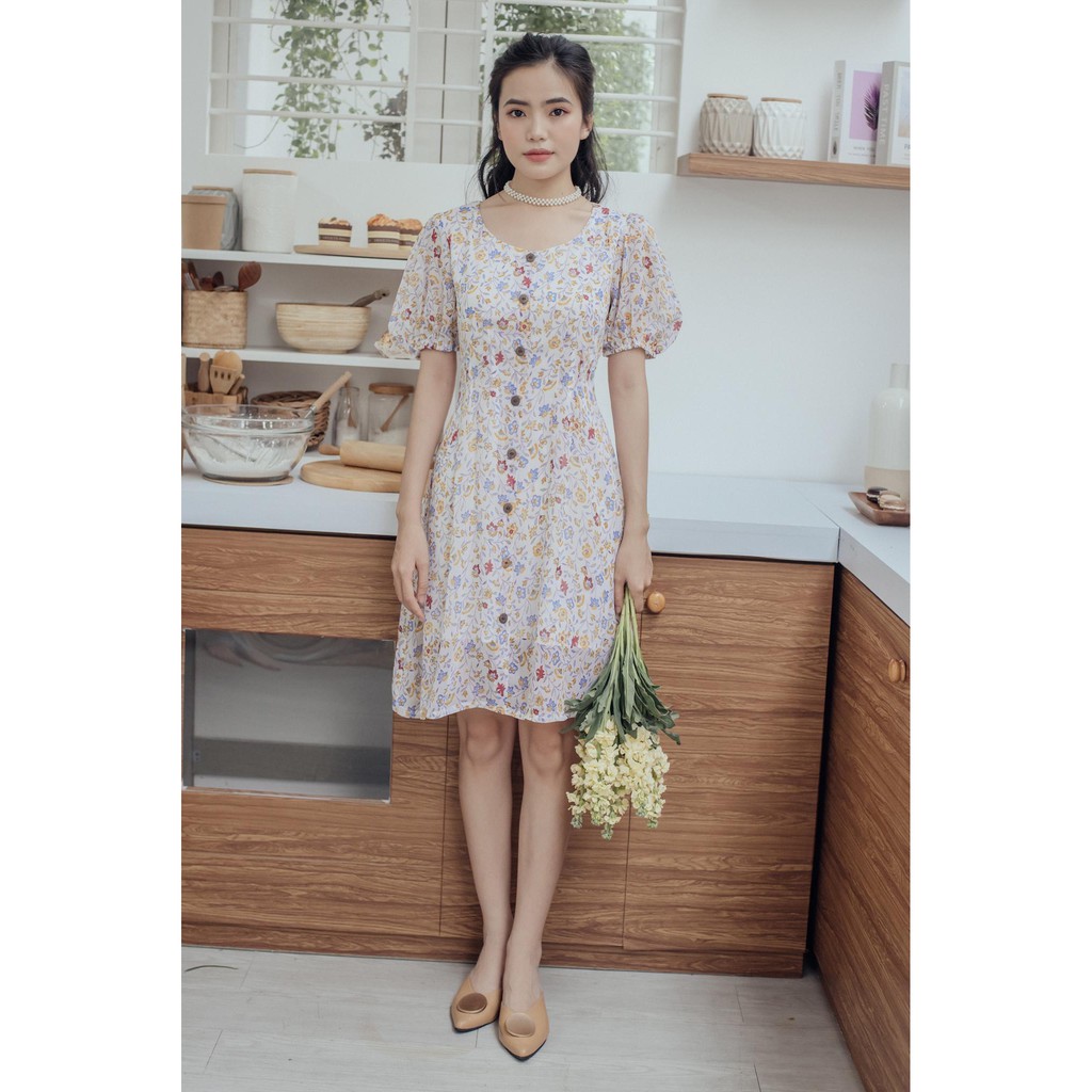Đầm trắng hoa nút gỗ Zoe Dress Gem Clothing SP060290