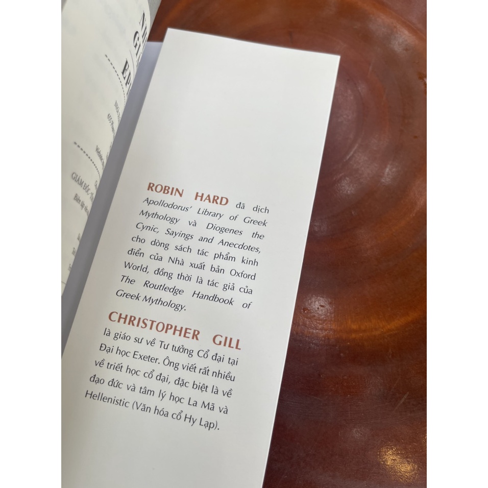 Sách - NHỮNG LỜI GIÁO HUẤN của EPICTETUS – bản dịch của Robin Hard và ghi chú của Christopher Gill - Thaihabooks