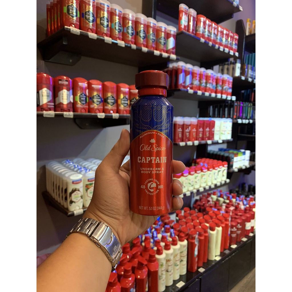 Xịt Khử Mùi Old Spice Captain Aluminum Free Body Spray Fresh Scent Of Water, Citrus & Subtle Green Notes 144Gr