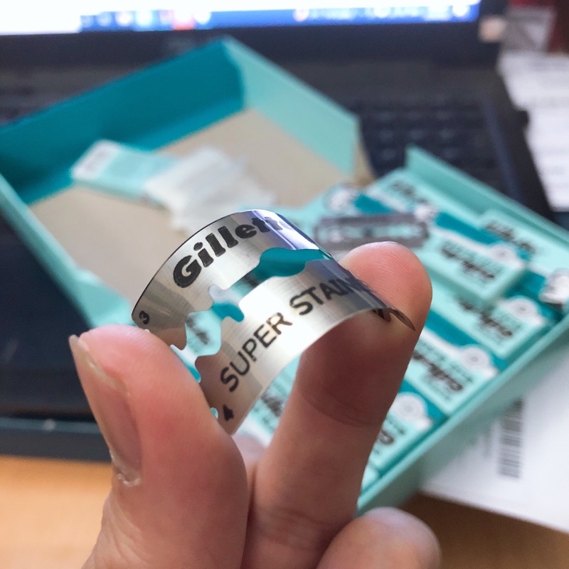 Dao cạo lông mặt - Dao lam cạo râu Gillette hộp 200 lưỡi