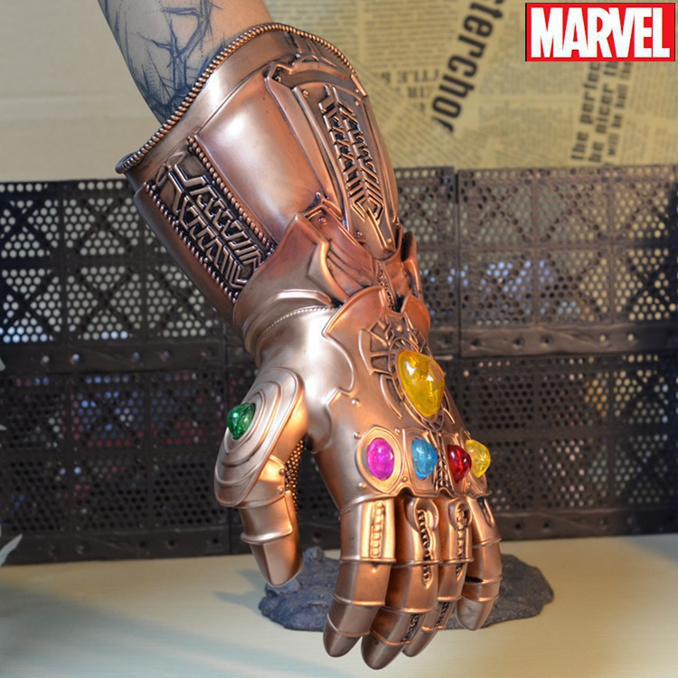 Găng Tay Vô Cực Nhựa Dẻo, Có Đèn LED Phát Sáng Hóa Trang Thanos Avengers Infinity Gauntlet Gloves, găng tay hulk