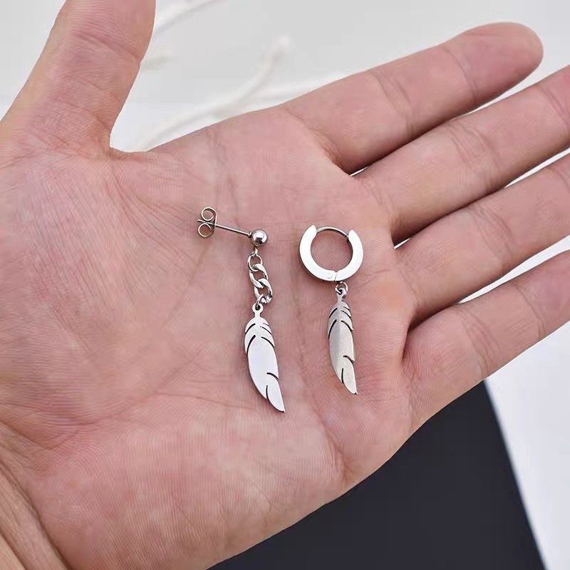 Khuyên tai thép titan không gỉ mặt hình lông vũ phong cách thời trang Hàn Quốc