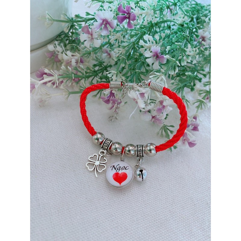 Vòng tay in tên theo yêu cầu