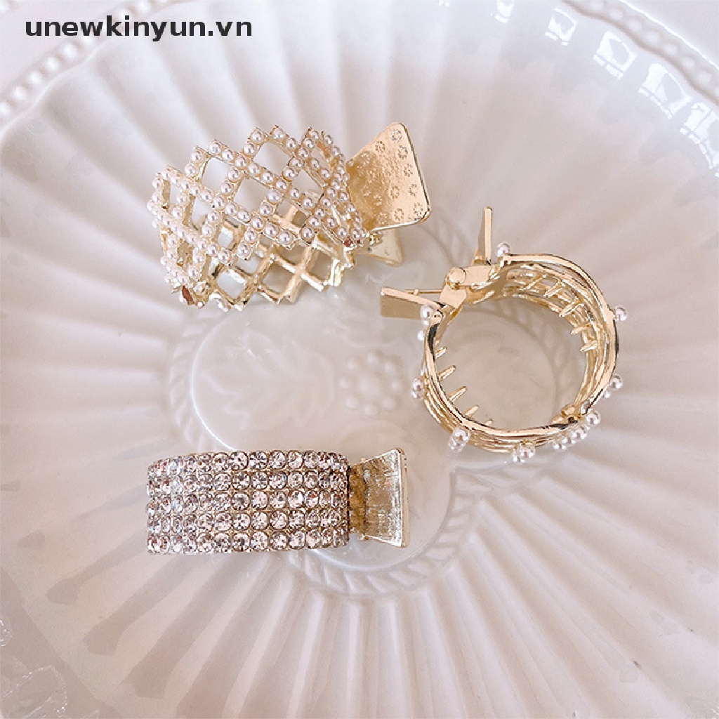 Kẹp Tóc Chống Chảy Xệ Hình Cá Mập Độc Đáo Dành Cho Nữ