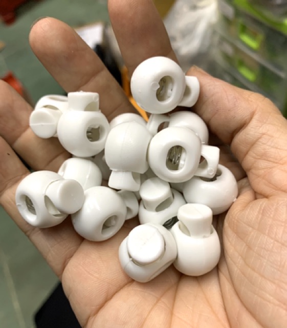 Combo 10 cái nút chận dây rút 1 lỗ loại tốt.