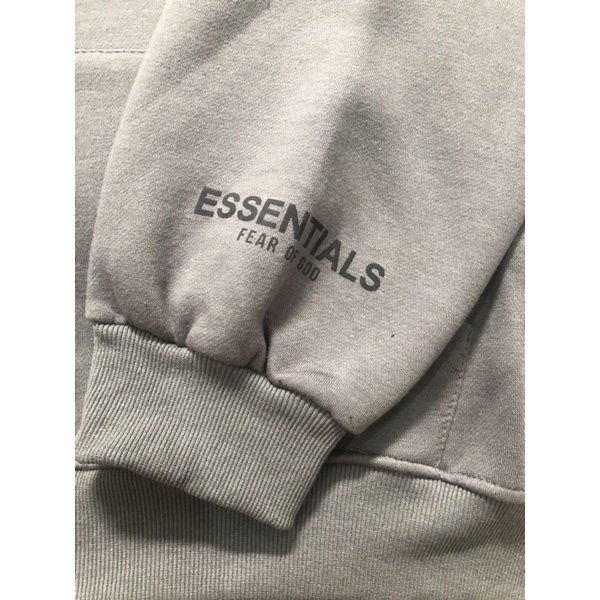 [SẴN] Áo khoác hãng Essentials CHỮ CAO SU (có kèm ảnh thật) | BigBuy360 - bigbuy360.vn