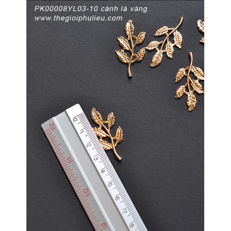 PK00008YL03-10 cành lá vàng