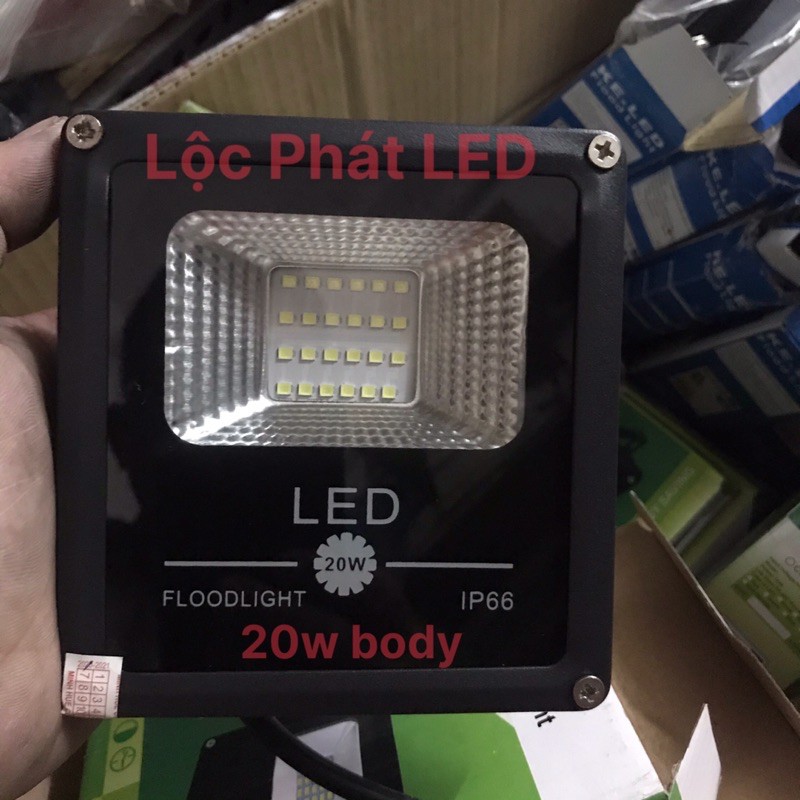 Đèn LED pha 10W, 20W, 50W - chống nước IP65 cho sân vườn, biển hiệu
