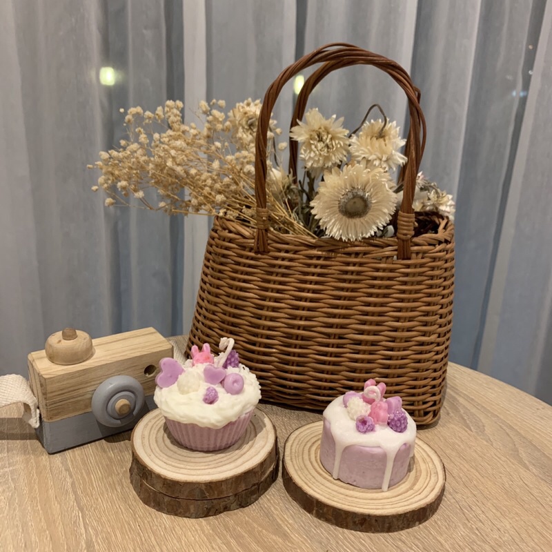 Nến thơm hình bánh cupcake