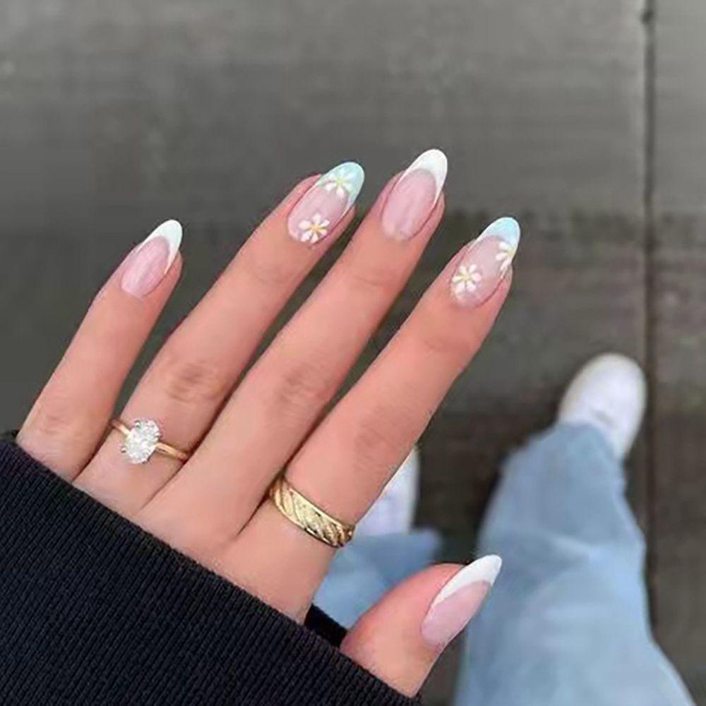 Hộp 24 Móng Tay Giả Che Phủ Toàn Diện Họa Tiết Hoa Xinh Xắn