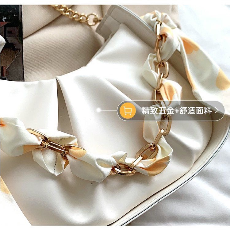 Túi xách nữ -  - Túi kẹp nách trắng xếp ly xích voan lụa họa tiết trái tim vàng