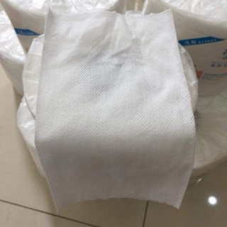 Giấy cuộn rửa mặt siêu dai và mềm mịn. Cuộn to