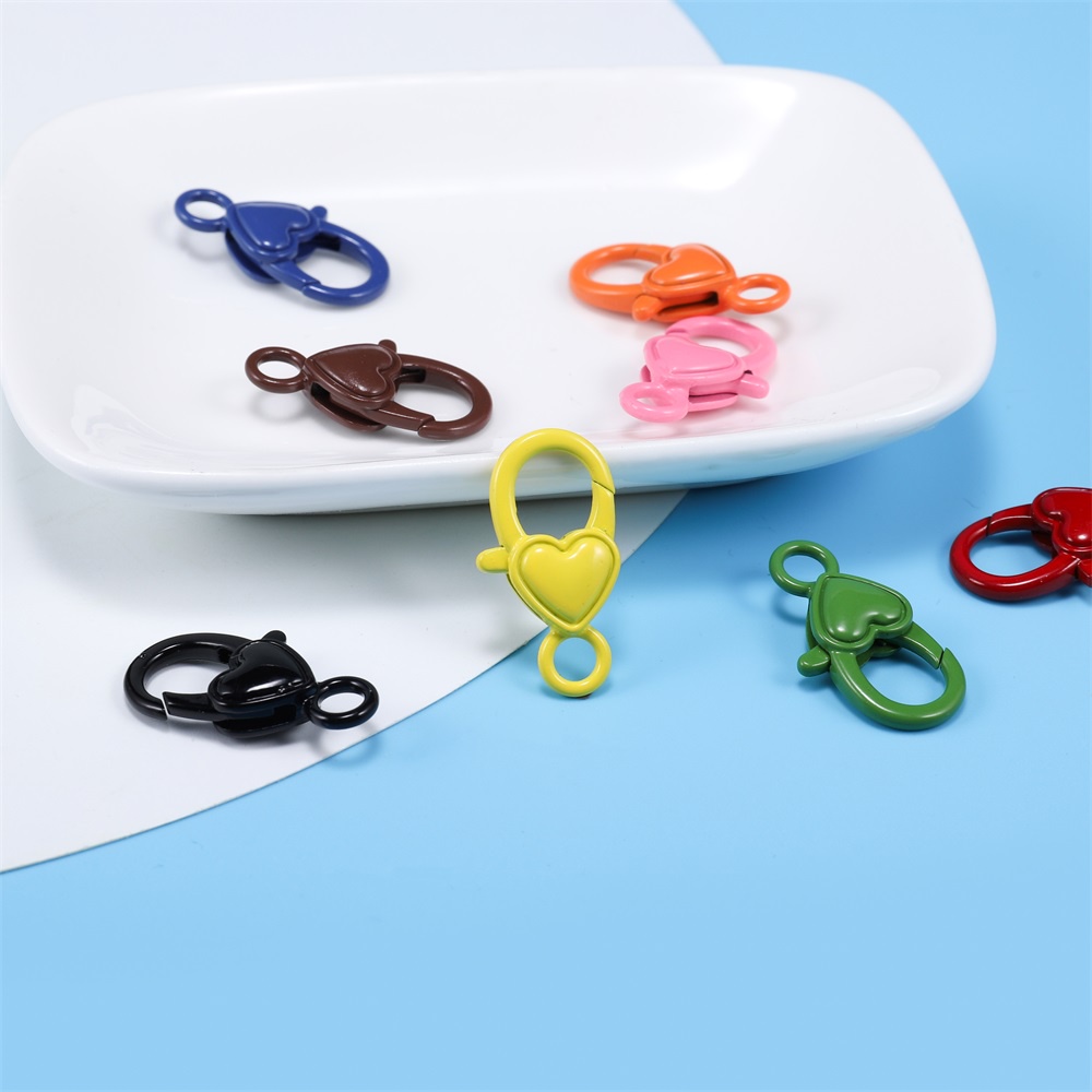 Bộ 10 móc khóa màu kẹo hình trái tim dùng để tự làm phụ kiện trang sức