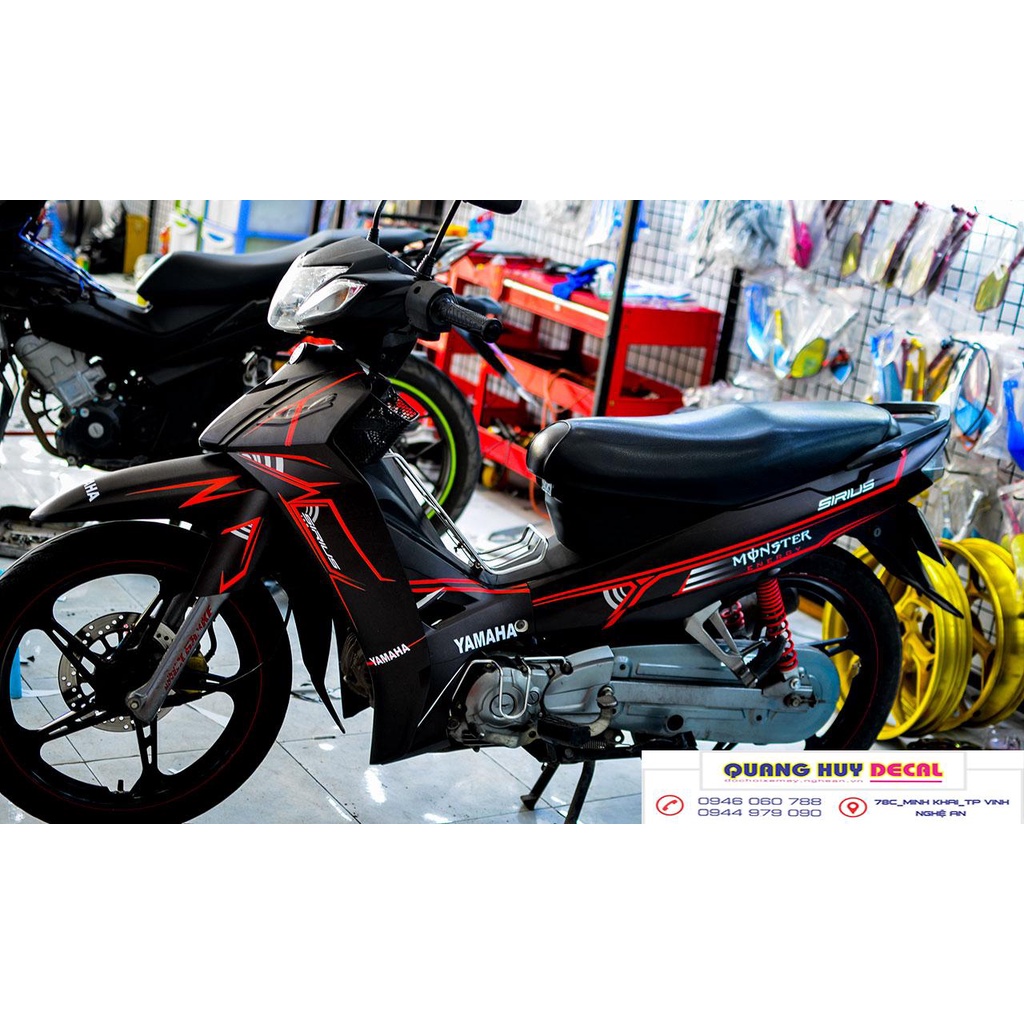 Tem trùm xe sirius đen chỉ đỏ monster - Độ dán team trùm decal xe máy sirius đen chỉ đỏ monster - Te
