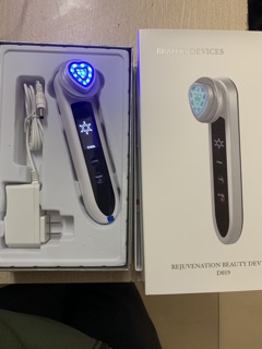 Máy chăm sóc da mặt 5in1 D019
