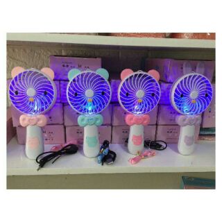 Quạt kitty cầm tay có đèn