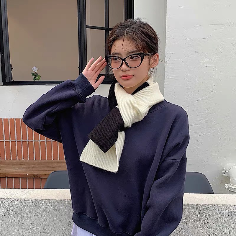 Khăn choàng MG STUDIO thiết kế màu tương phản thời trang ấm áp