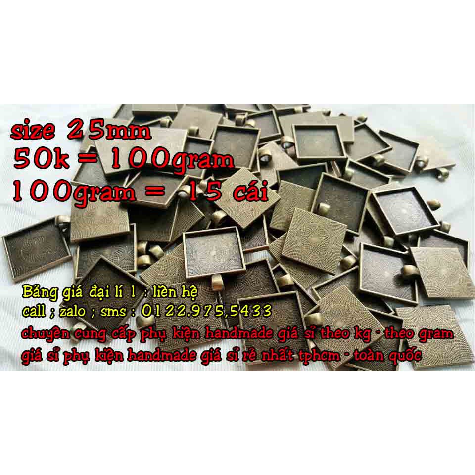 combo 100 gram khay vuông 25mm ( gạch thủy tinh 25mm vuông ) - 39k - ( 1kg = 320k)