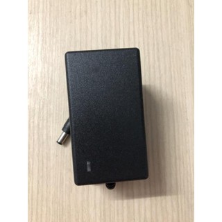 Sạc Pin Lion 12.6V 2A