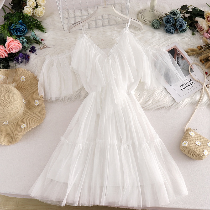 IELGY       Đầm Không Dây Xếp Nếp Cổ Chữ V Ngọt Ngào