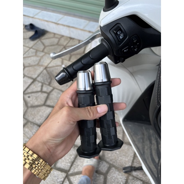 Gù inox 304 chuẩn 600g gắn chống rung lắc nhé