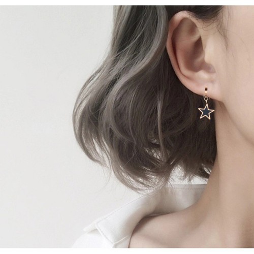 Bông Tai Tòn Ten Ngôi Sao Titan Ko Đen TT 3298