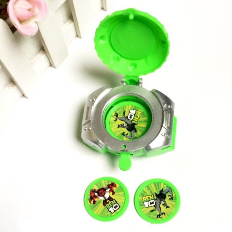 Đồng hồ ben 10, chiếu sáng 24 nhân vật, chất liệu nhựa ABS an toàn cho bé